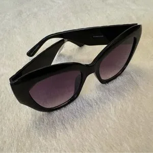 Anthropologie oversize cat eye sunglasses NWT Anthropologie Oversized Cat-Eye Sunglasses BLACK | eBay main image 3